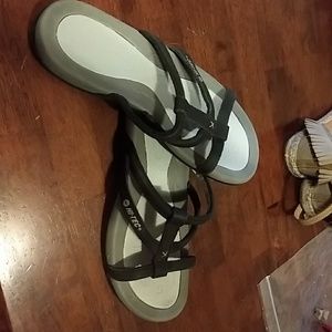 NWOT Hi-Tech sandals